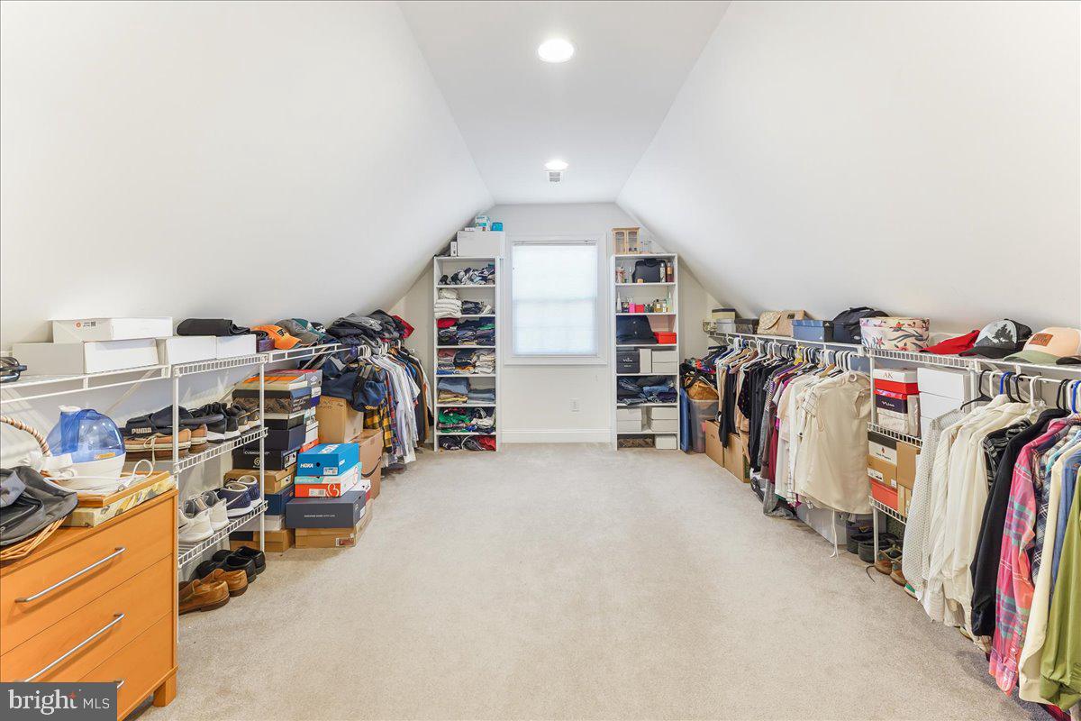 GREEN GLEN - Residential