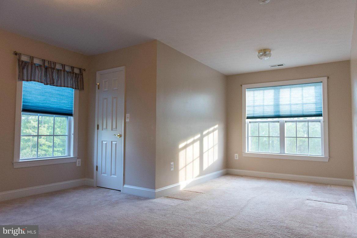 LEACHBURG - Residential Lease