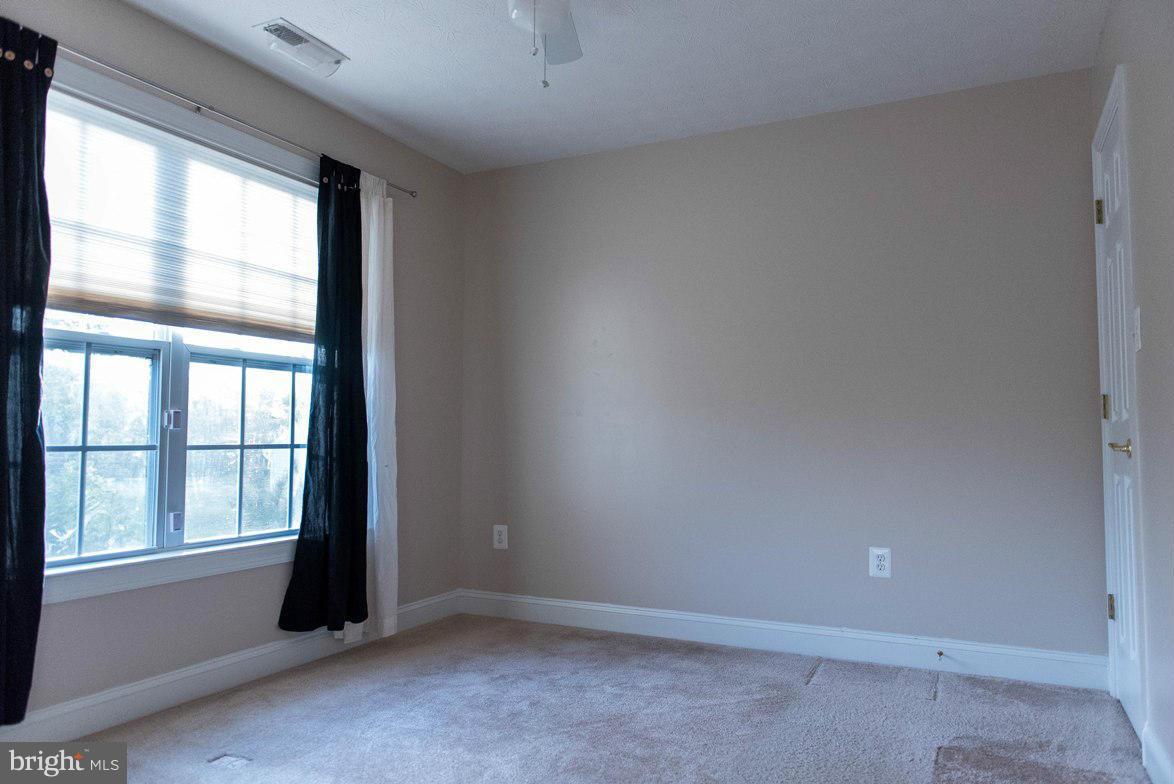 LEACHBURG - Residential Lease