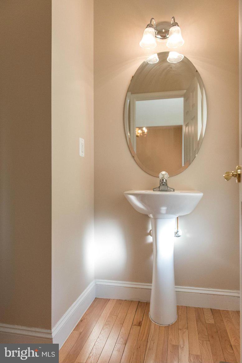 LEACHBURG - Residential Lease