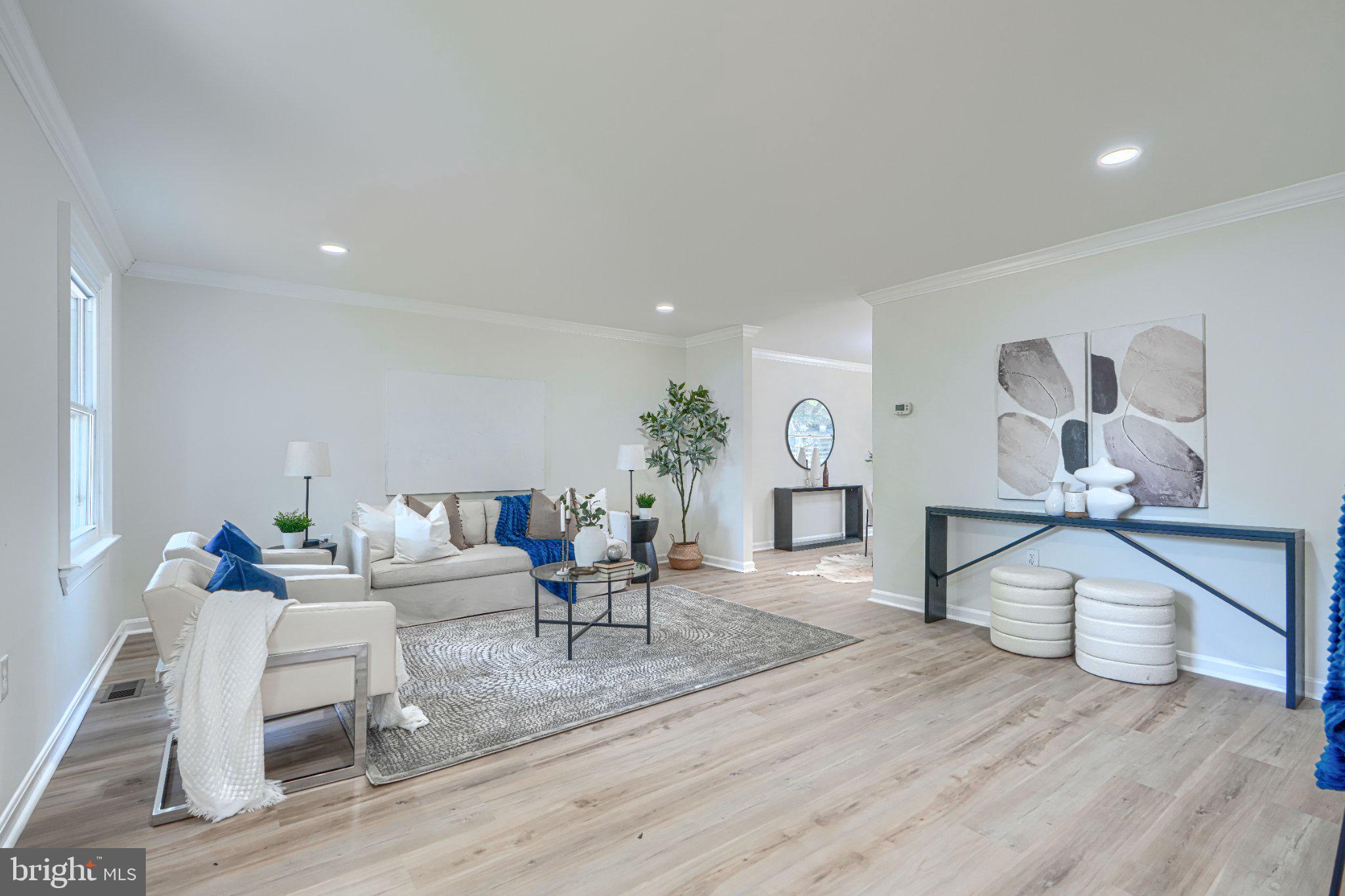 915 KIMBERLY WAY