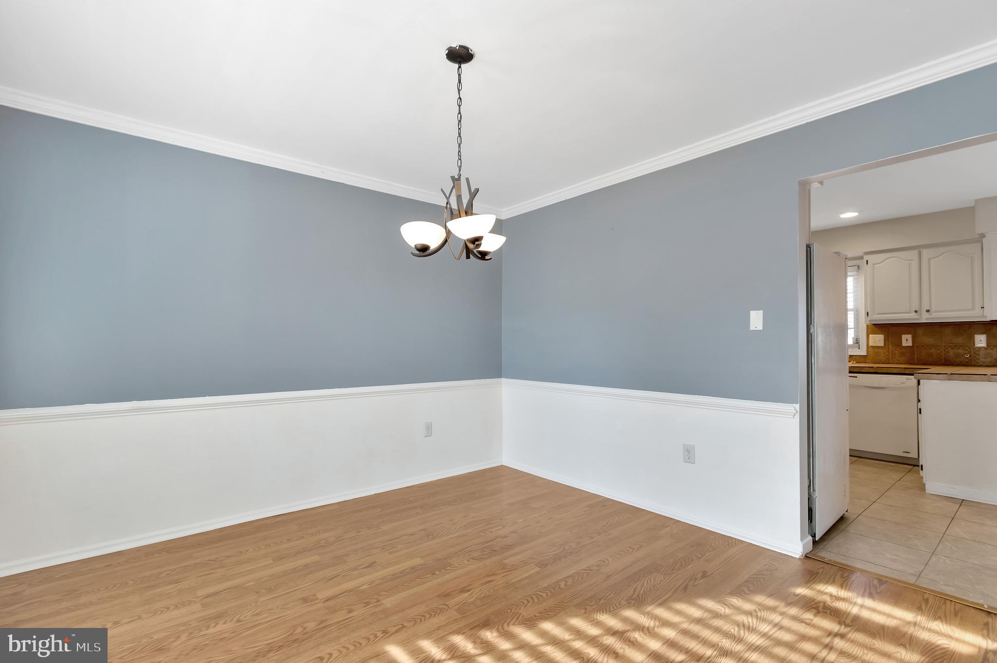 DORCHESTER - ST. CHARLES - Residential