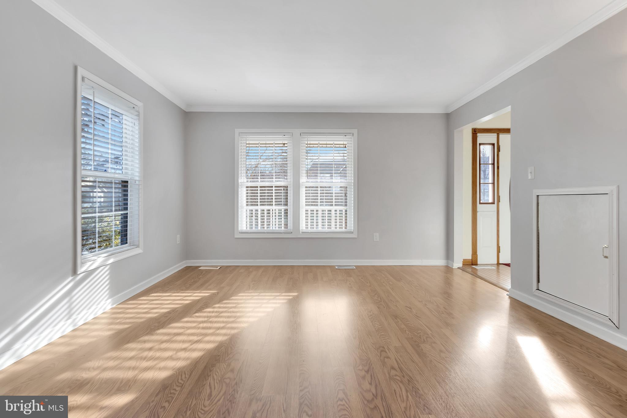 DORCHESTER - ST. CHARLES - Residential