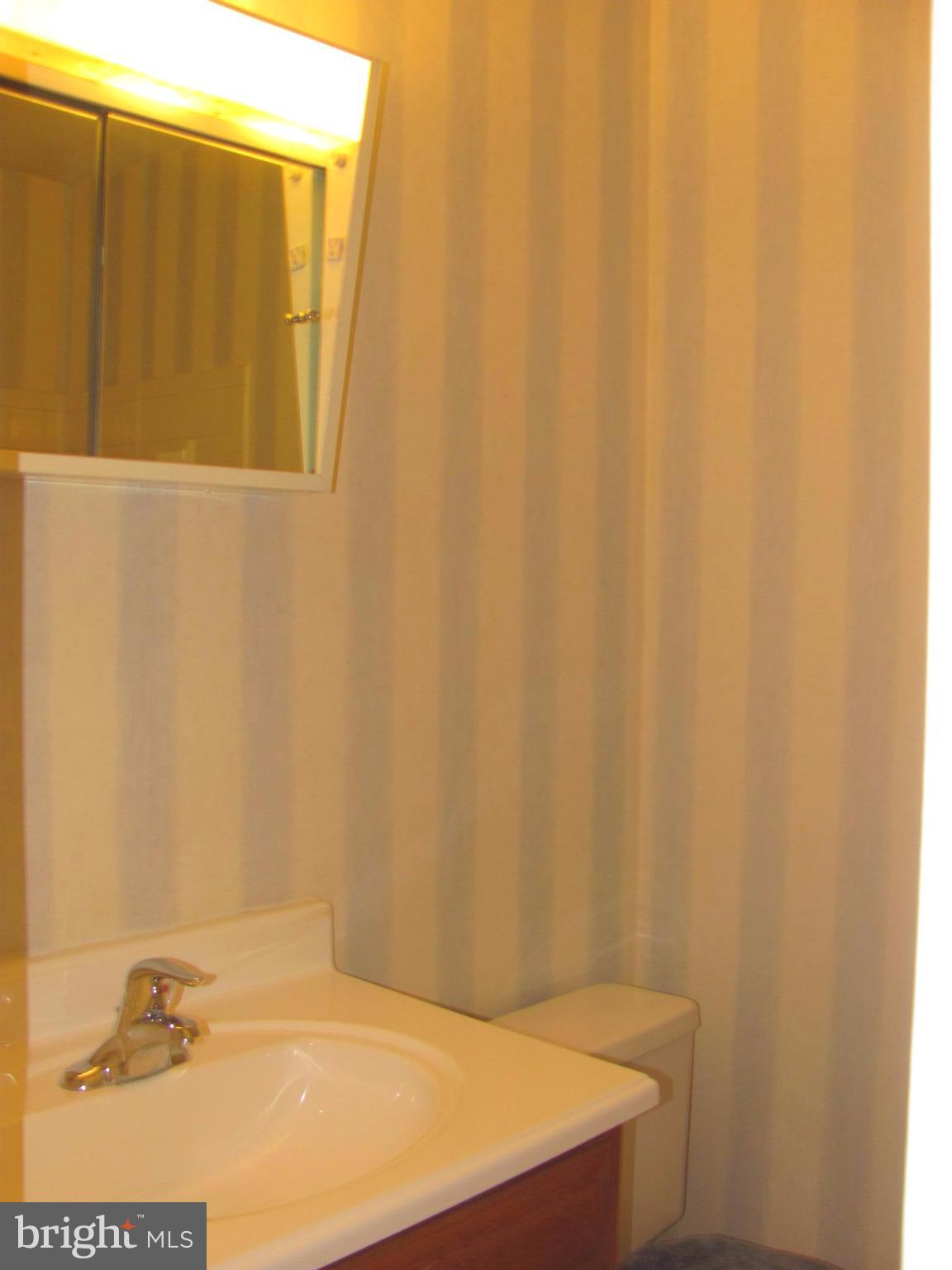 SOUTHGATE WOODS TOWNHOUSES - Residential