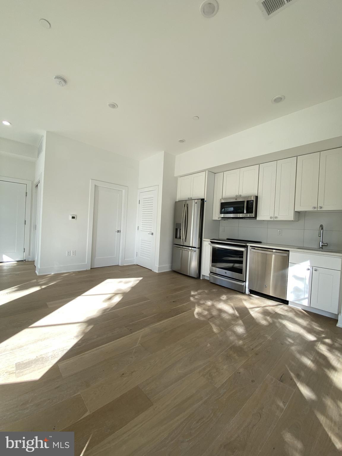 5301 CONNECTICUT AVENUE NW 302