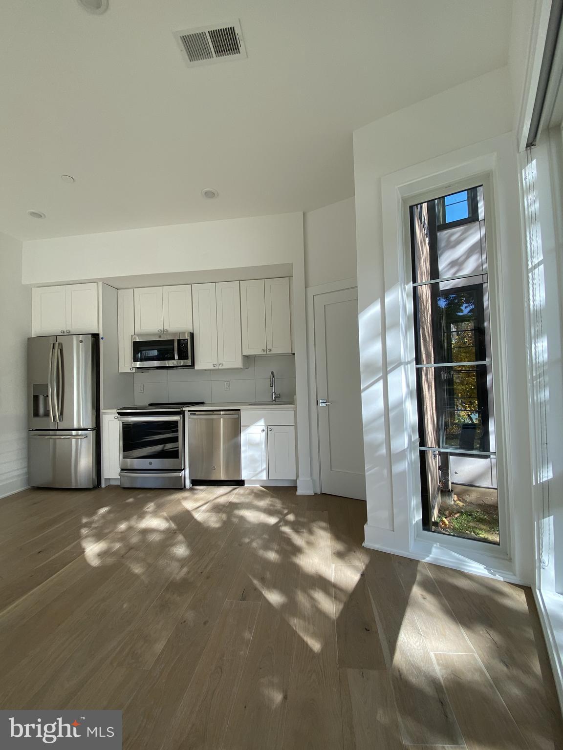 5301 CONNECTICUT AVENUE NW 302