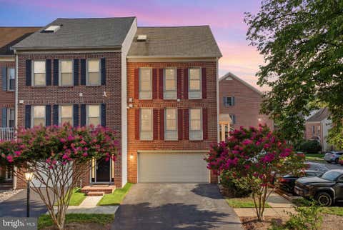 Photo of 7559 Chrisland Cove, FALLS CHURCH, VA 22042 (MLS # VAFX2331180)