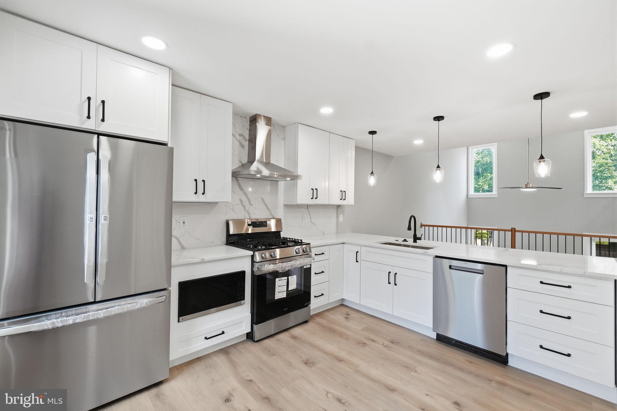 7559 CHRISLAND COVE