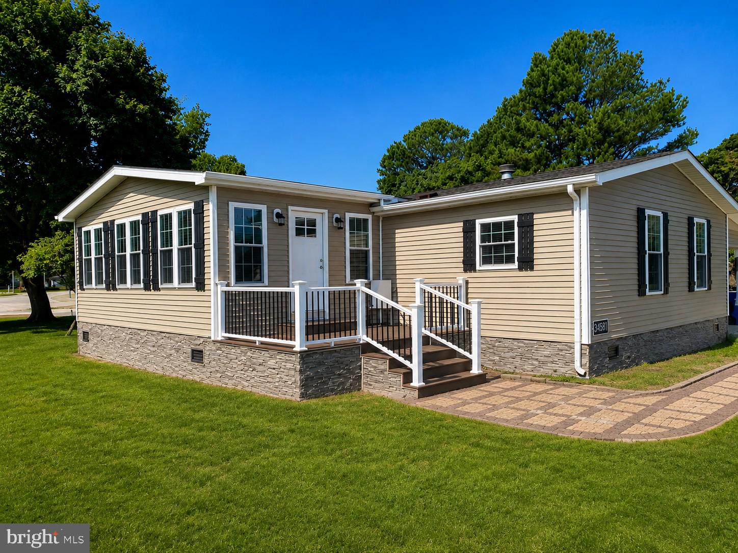 Photo 1 of 32 — 34160 HUCKLEBERRY LANE 909, LONG NECK, DE 19966