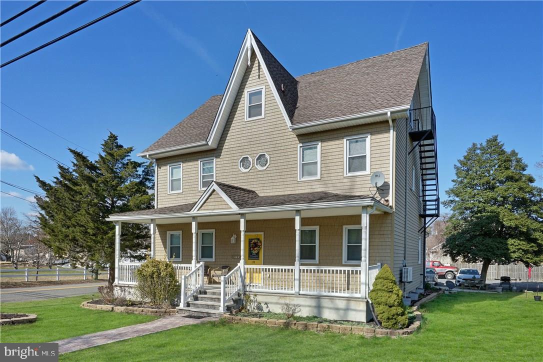 130 THOMAS AVENUE
