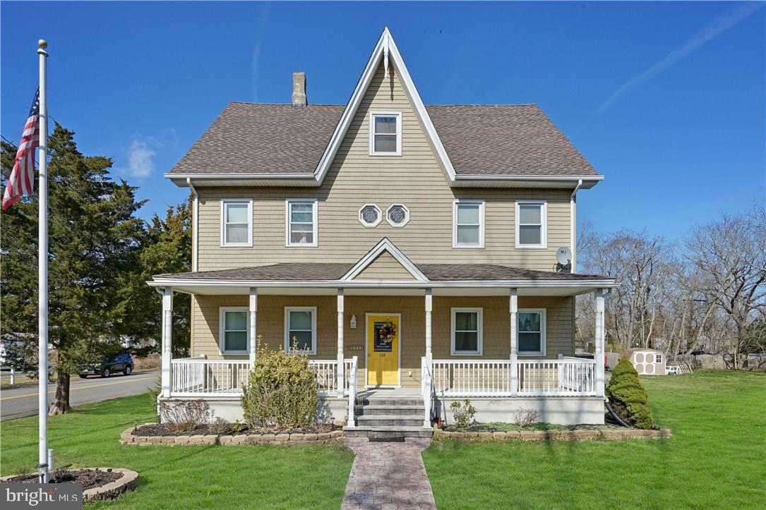 130 THOMAS AVENUE