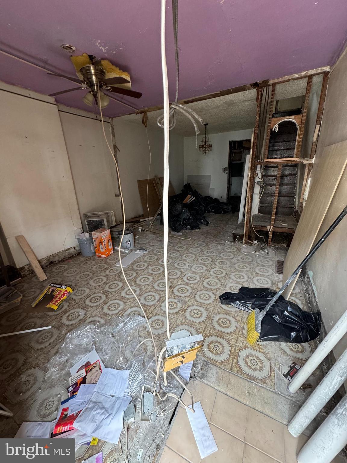 STRAWBERRY MANSION - Residential