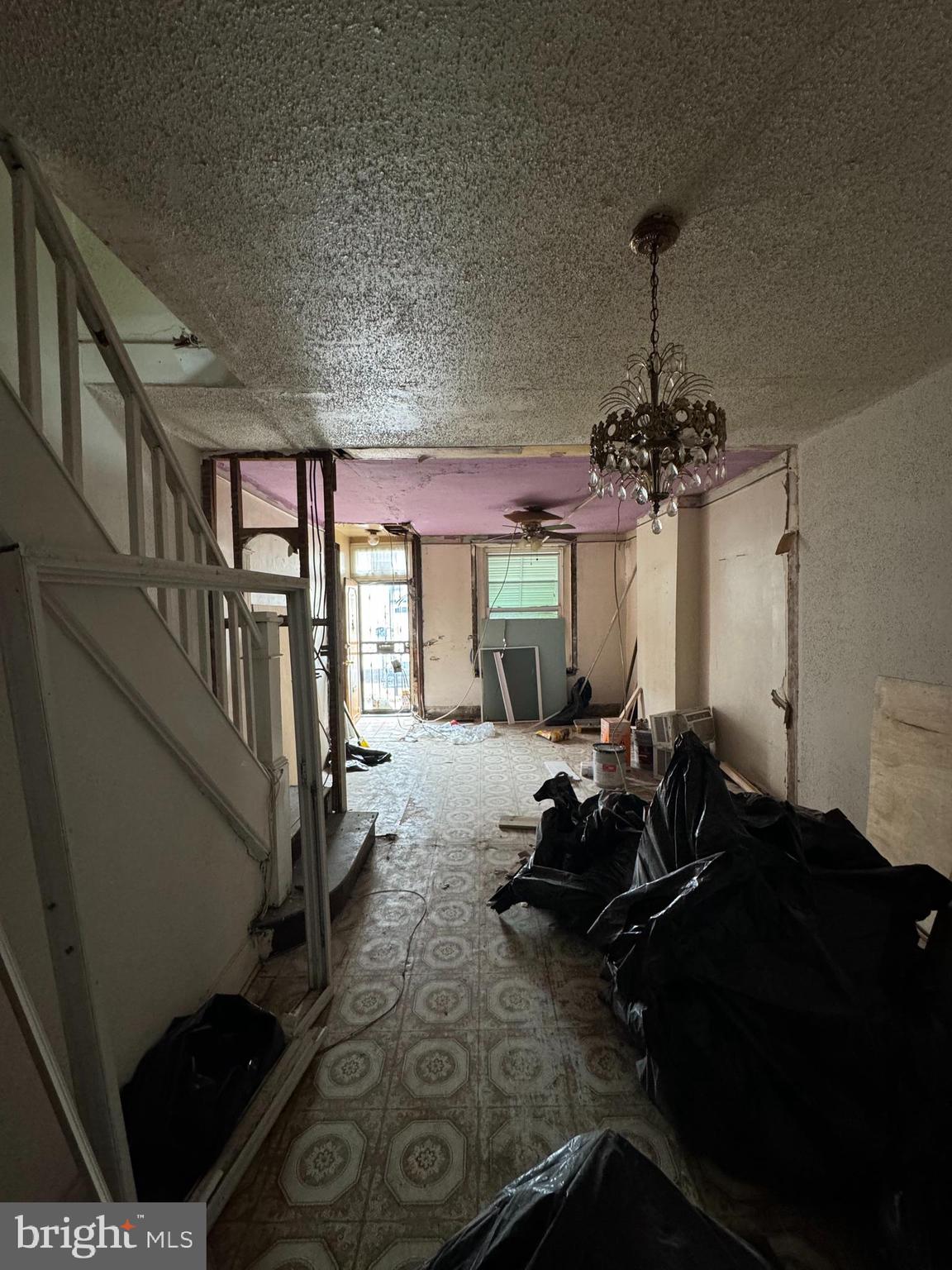 STRAWBERRY MANSION - Residential