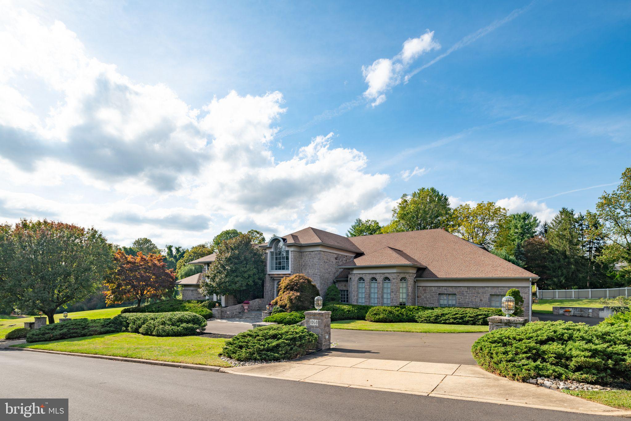 HUNTINGDON VALLEY - Residential
