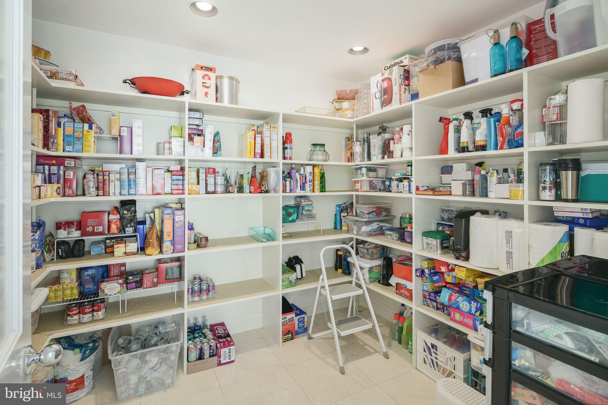 HUNTINGDON VALLEY - Residential