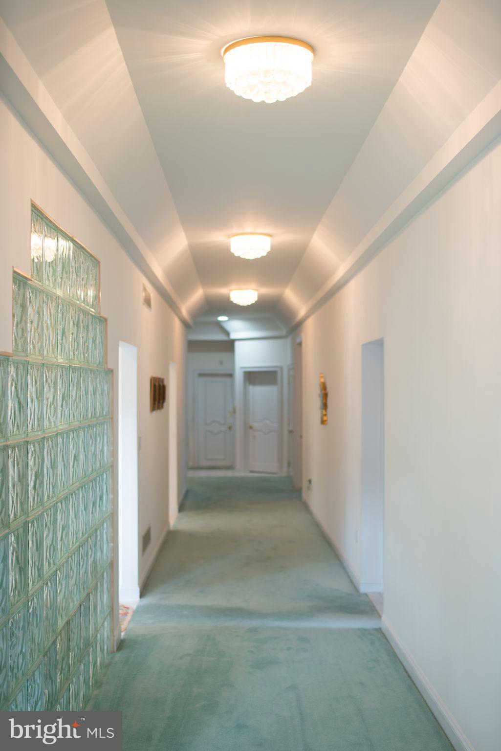 HUNTINGDON VALLEY - Residential