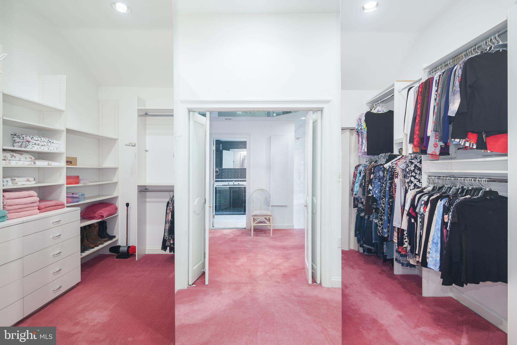 HUNTINGDON VALLEY - Residential