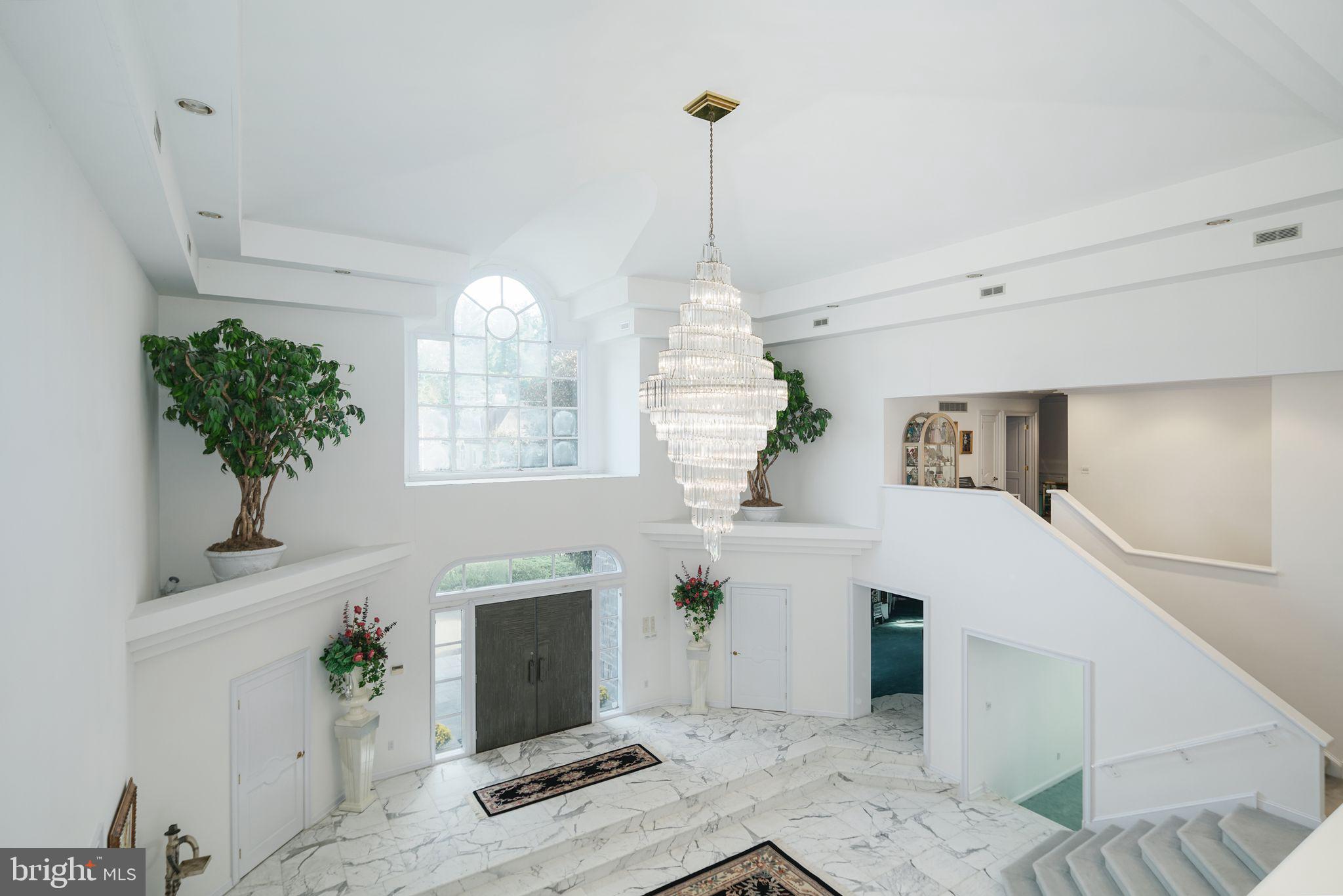 HUNTINGDON VALLEY - Residential