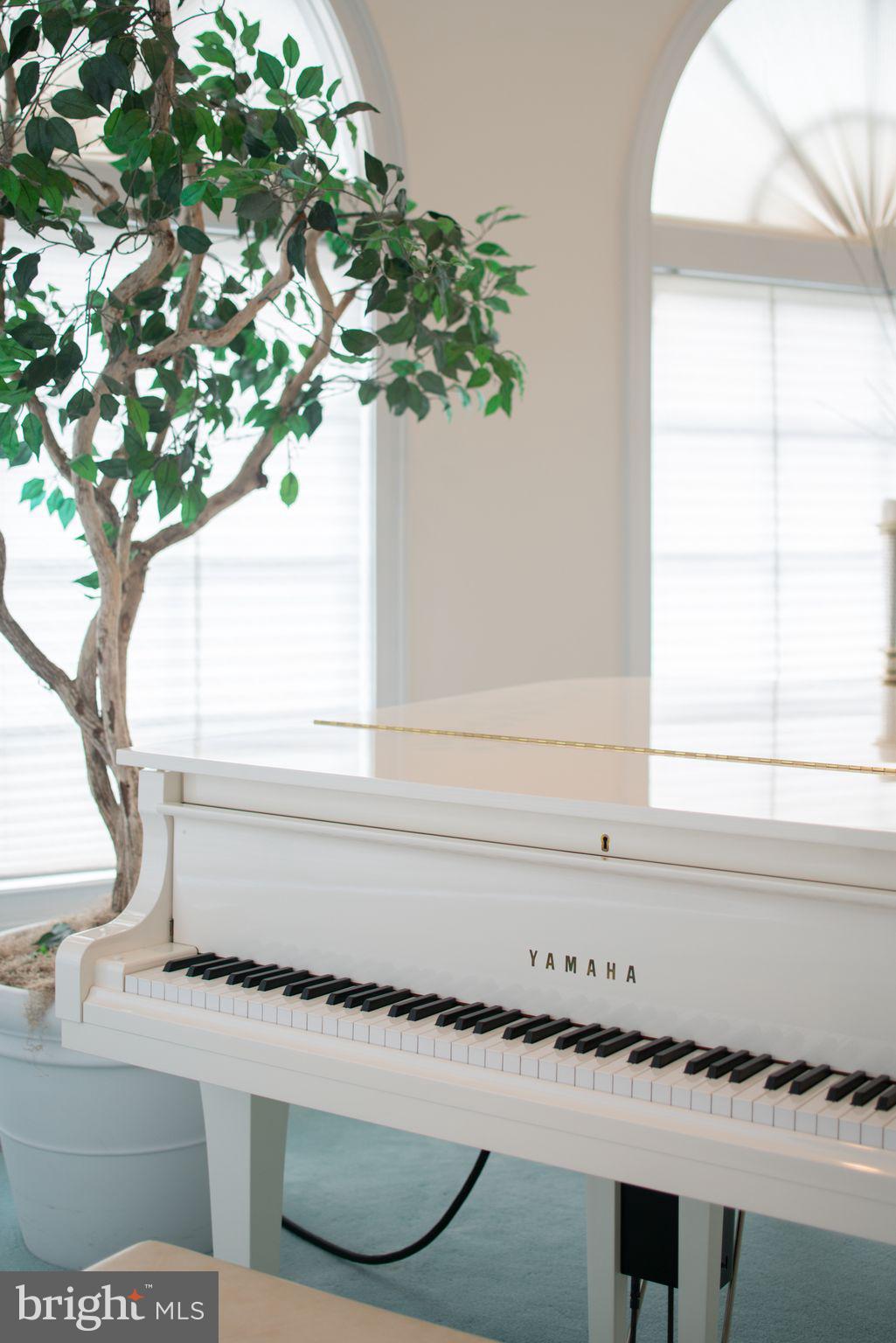 HUNTINGDON VALLEY - Residential