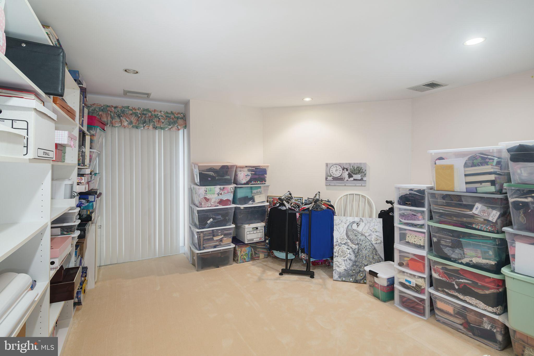 HUNTINGDON VALLEY - Residential