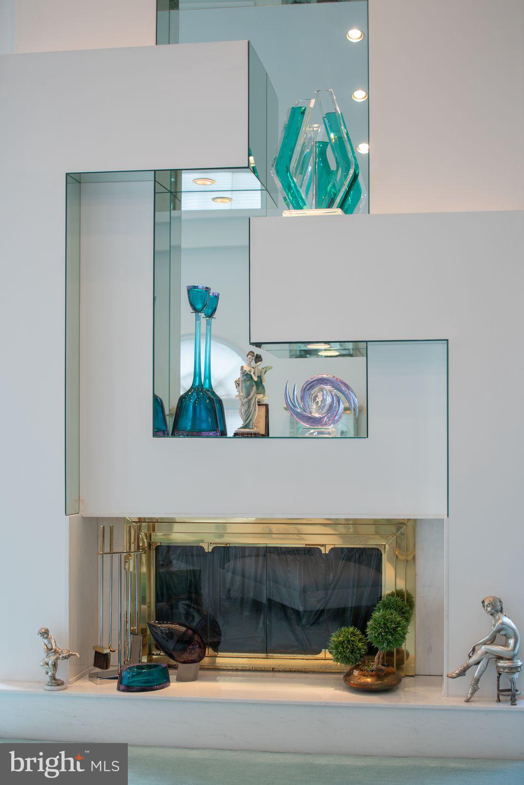 HUNTINGDON VALLEY - Residential