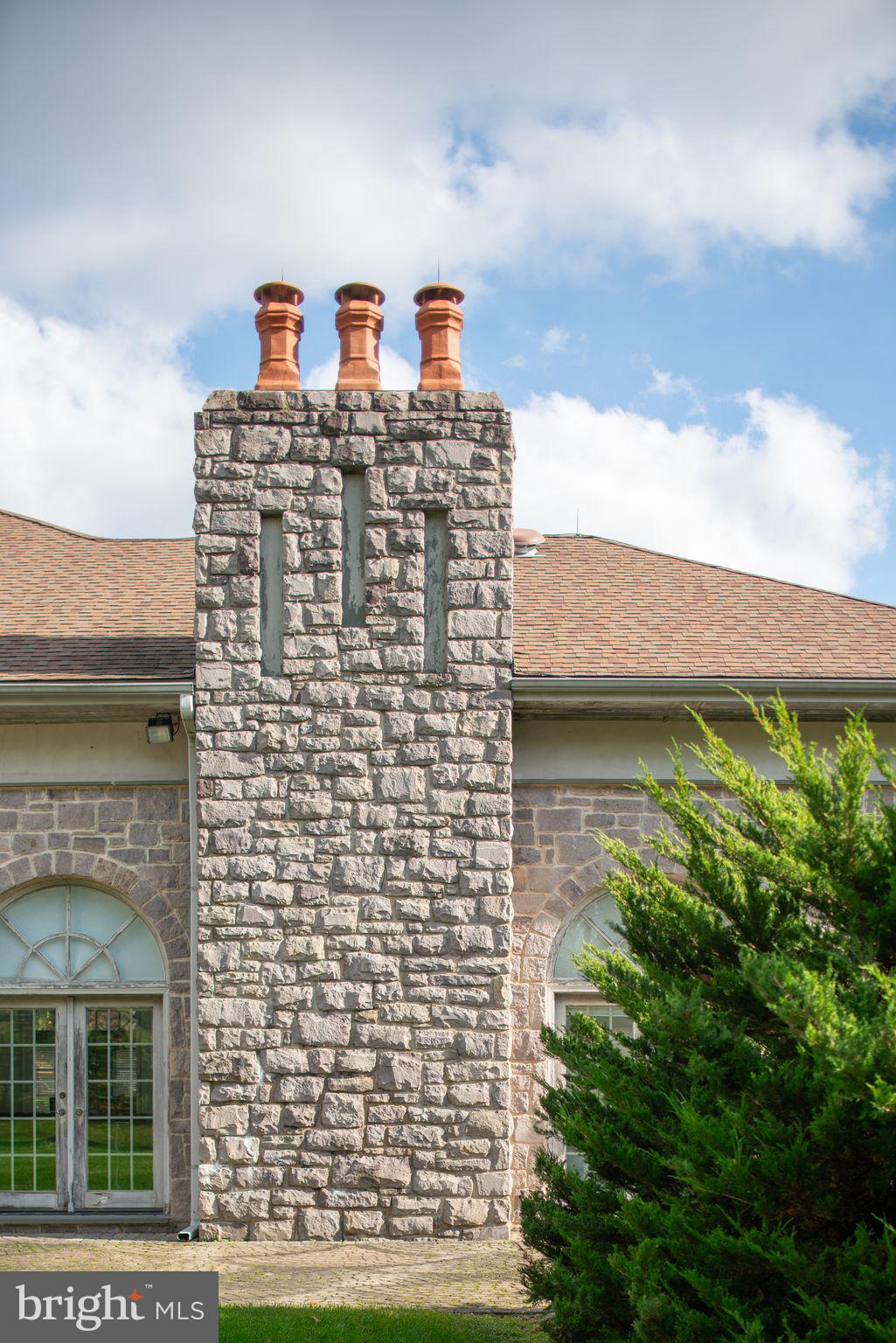 HUNTINGDON VALLEY - Residential