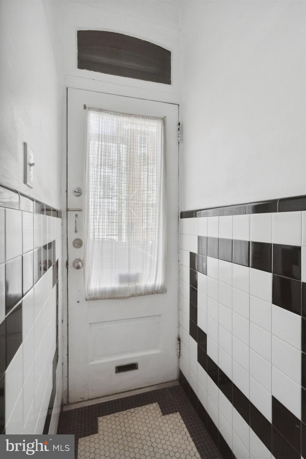 FISHTOWN - Residential Lease