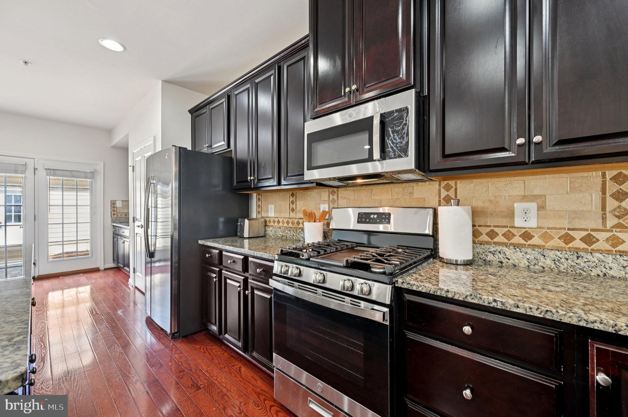 CLARKSBURG VILLAGE - Residential Lease