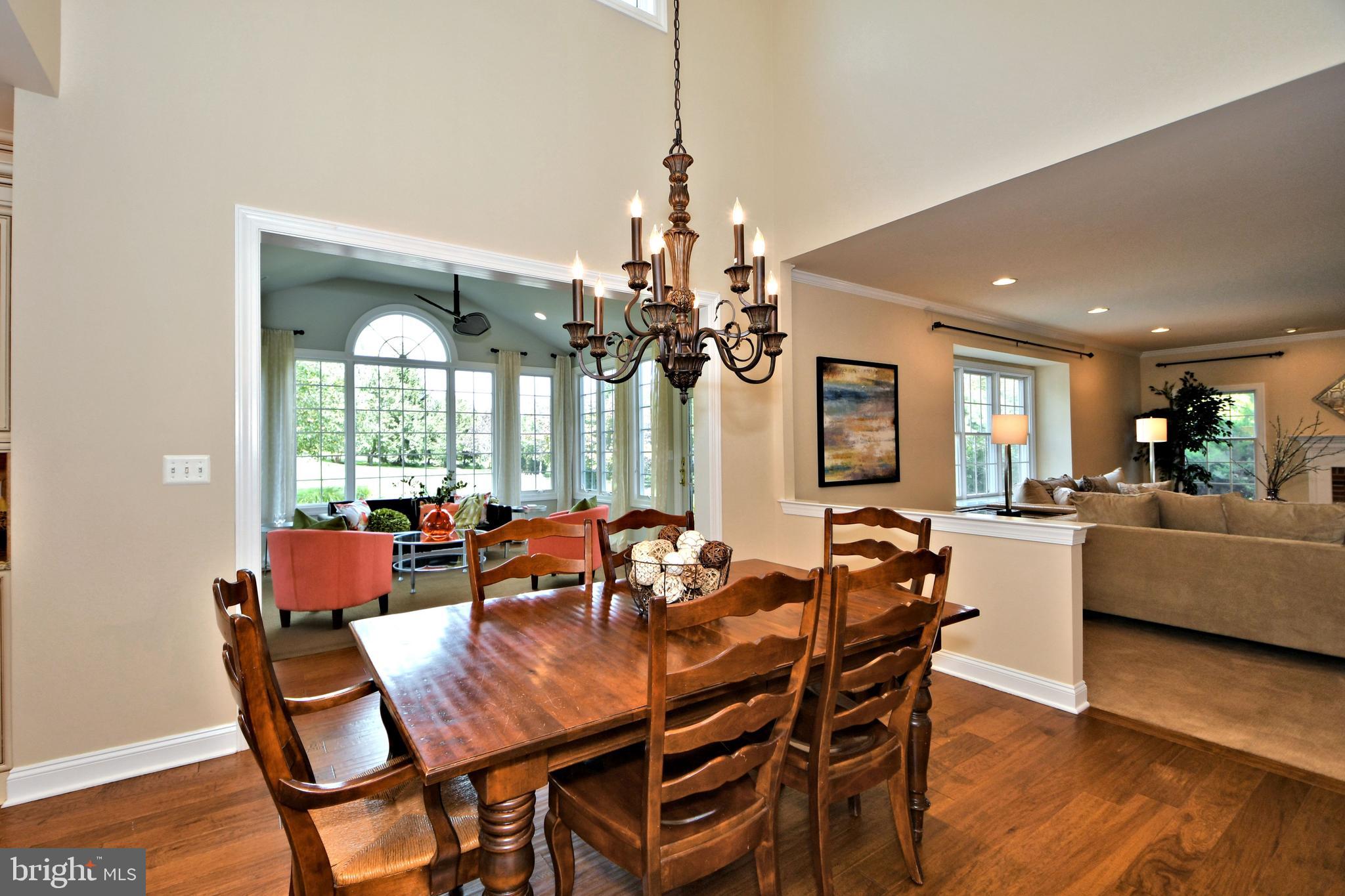 RIVER CROSSING - Residential