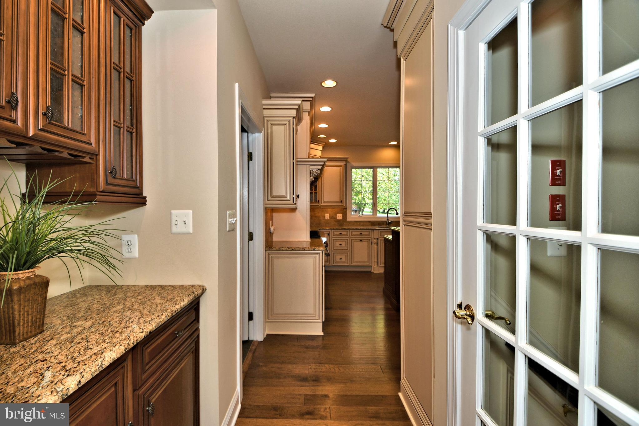 RIVER CROSSING - Residential