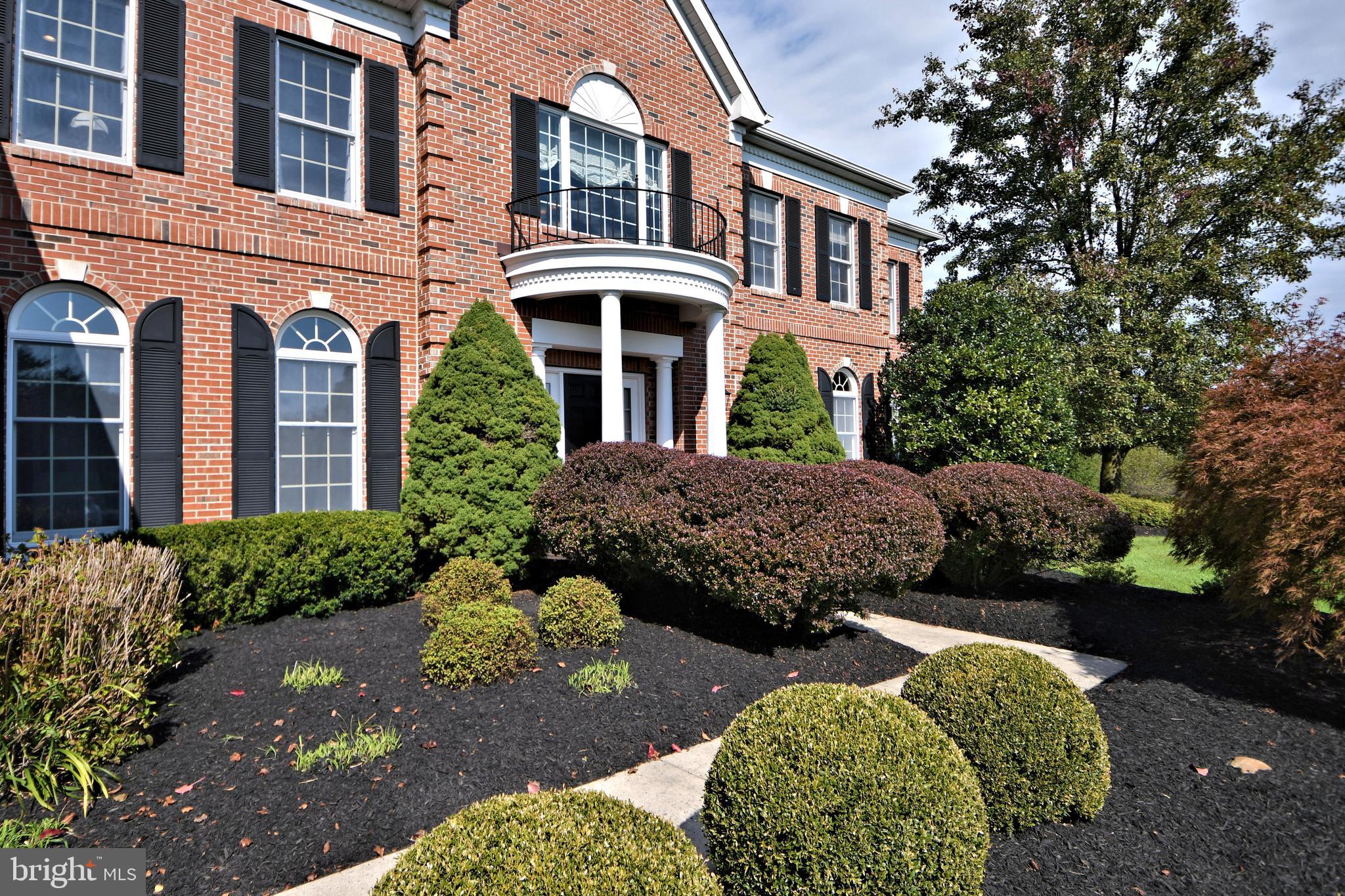 RIVER CROSSING - Residential