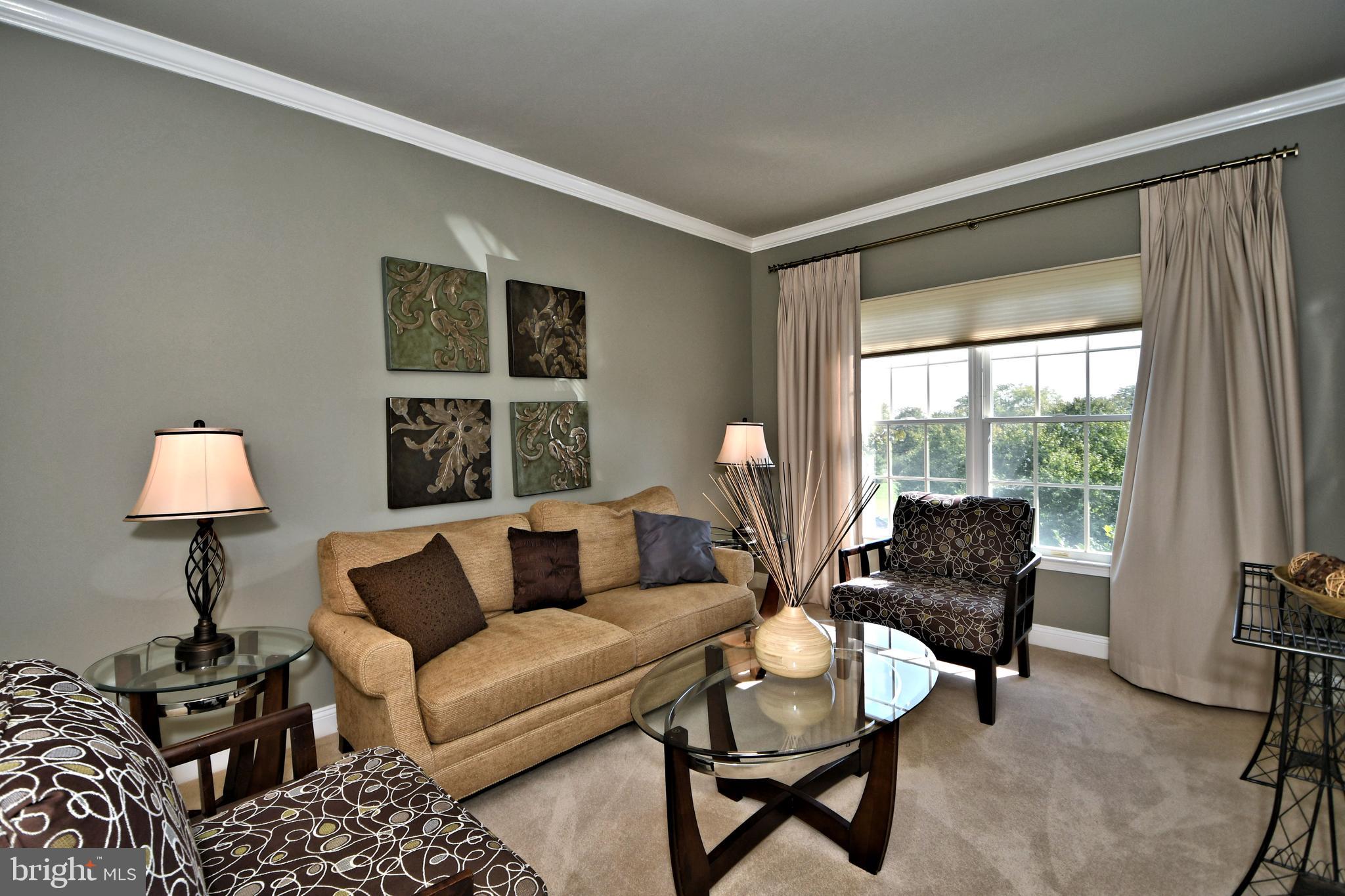 RIVER CROSSING - Residential