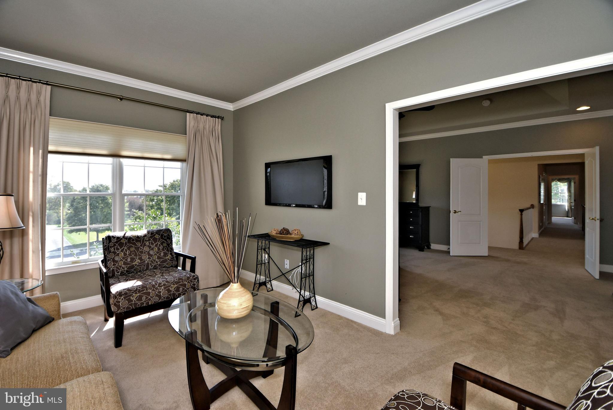 RIVER CROSSING - Residential