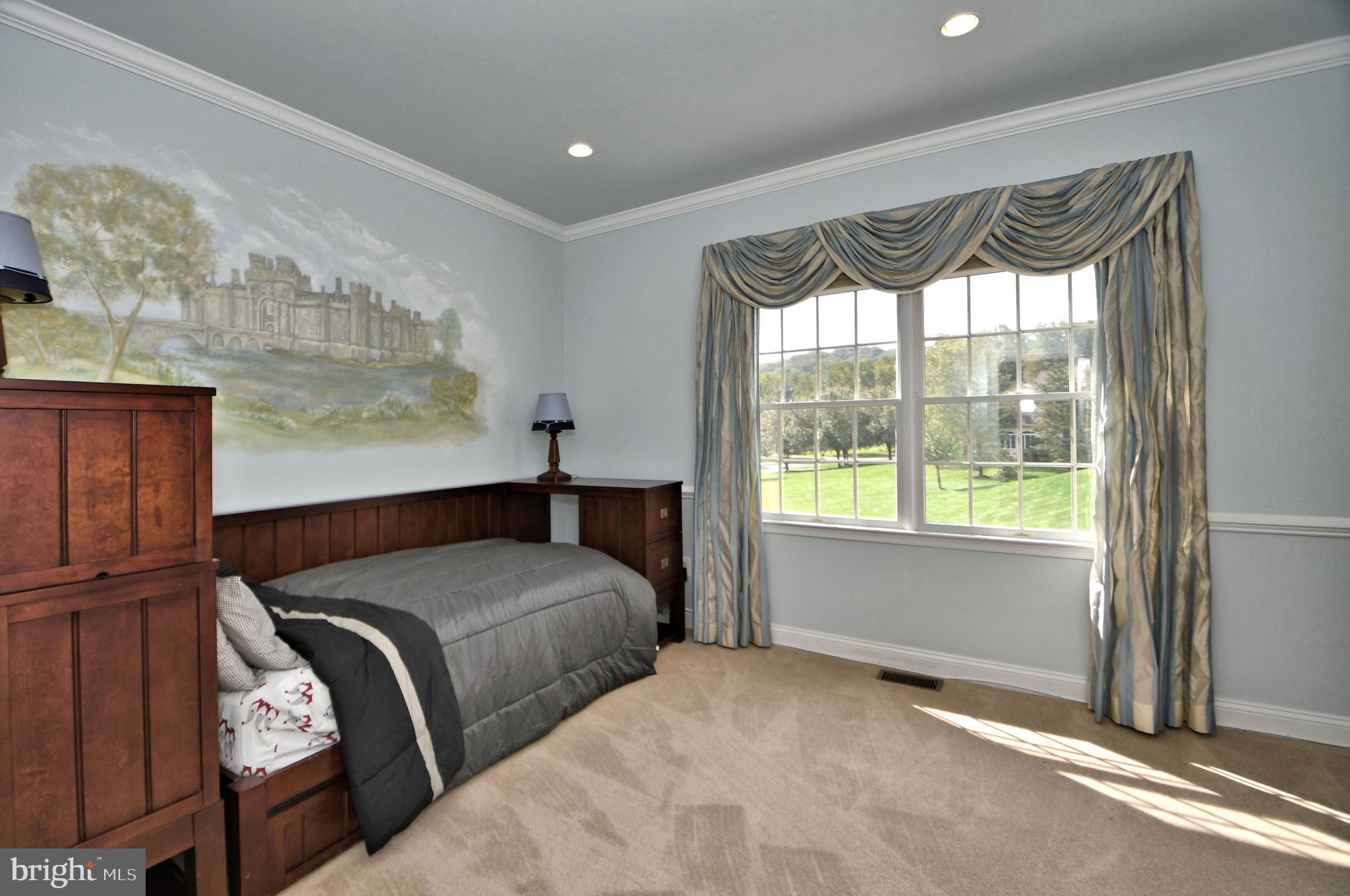 RIVER CROSSING - Residential