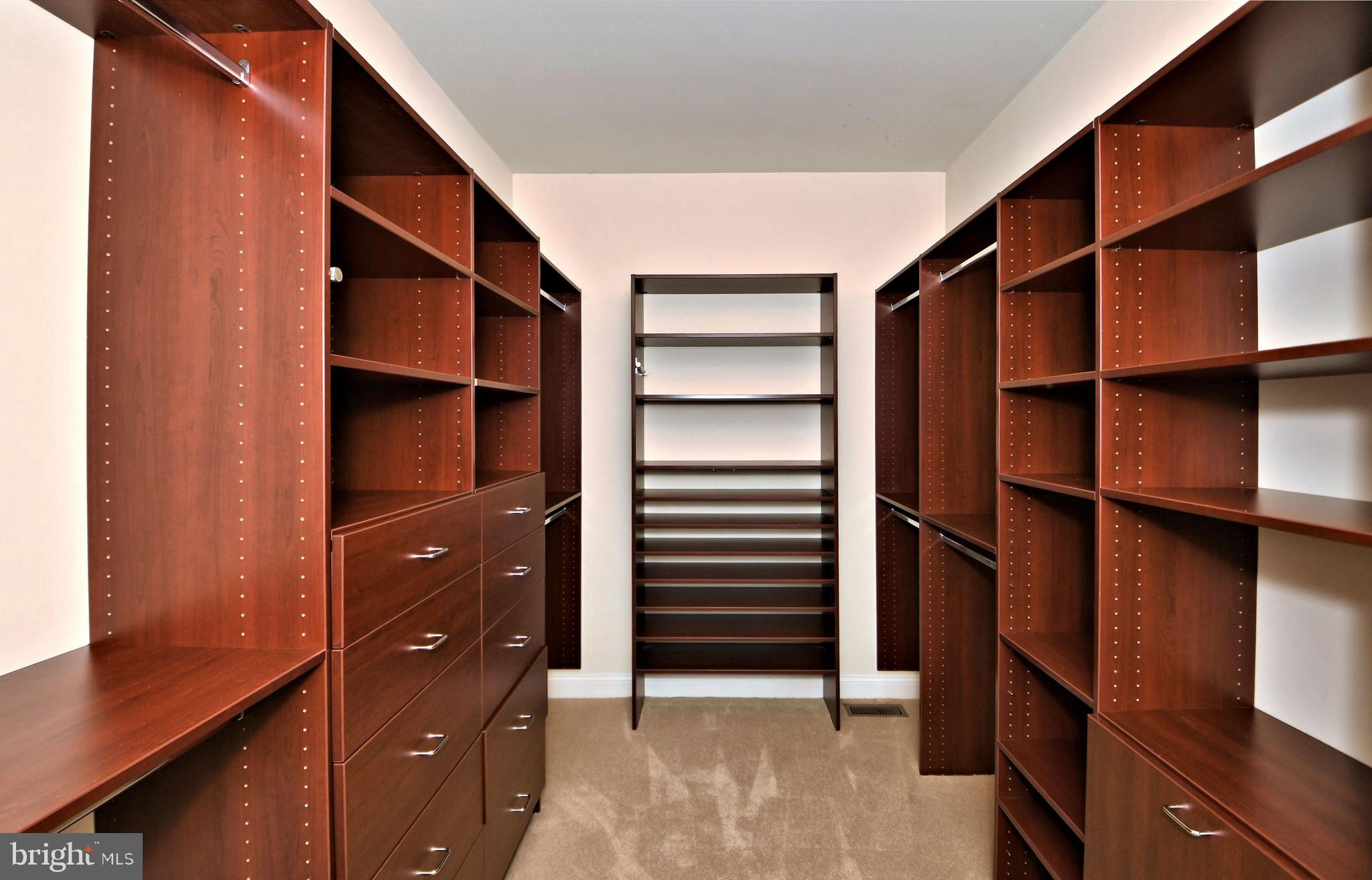 RIVER CROSSING - Residential