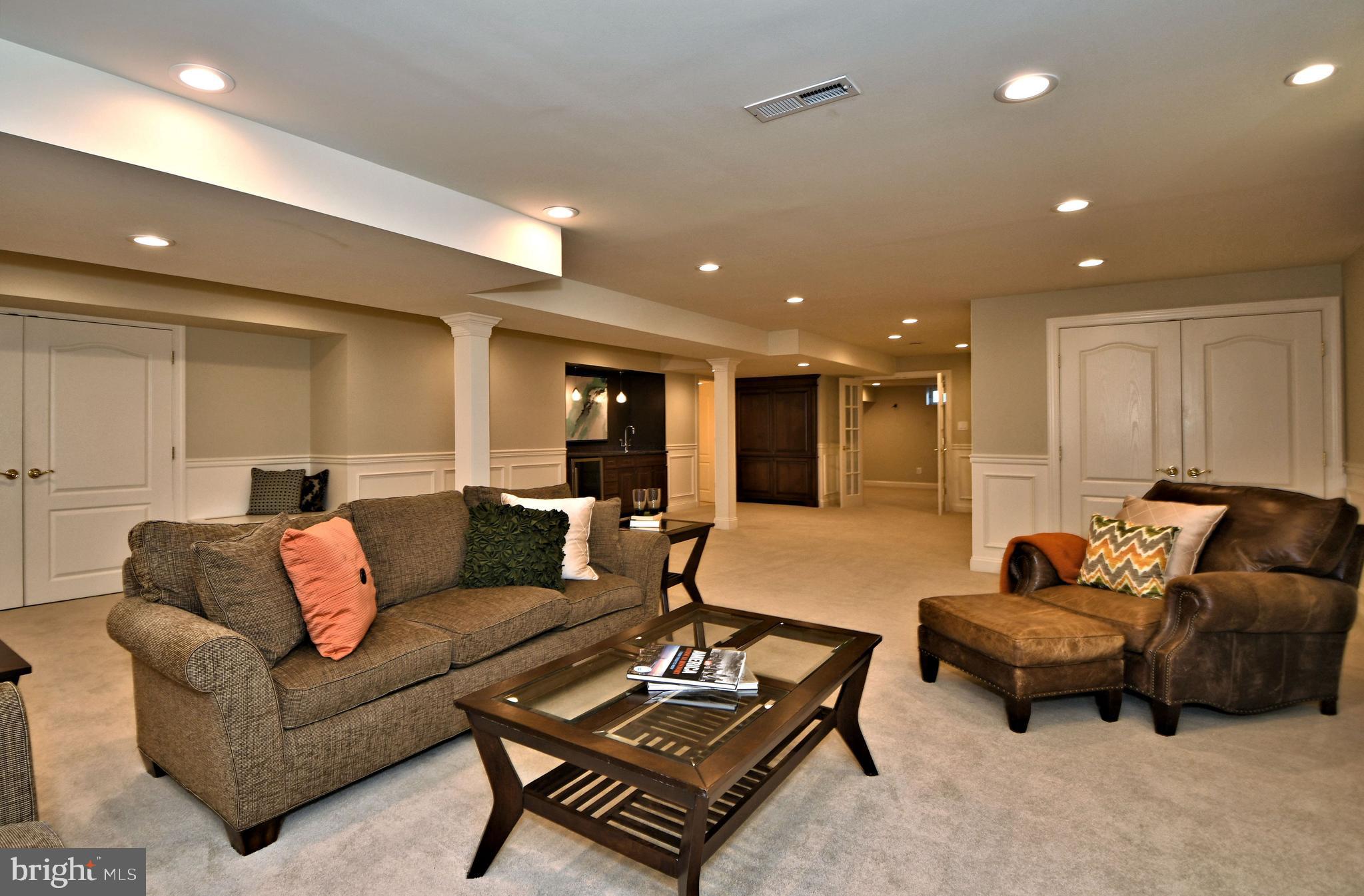 RIVER CROSSING - Residential