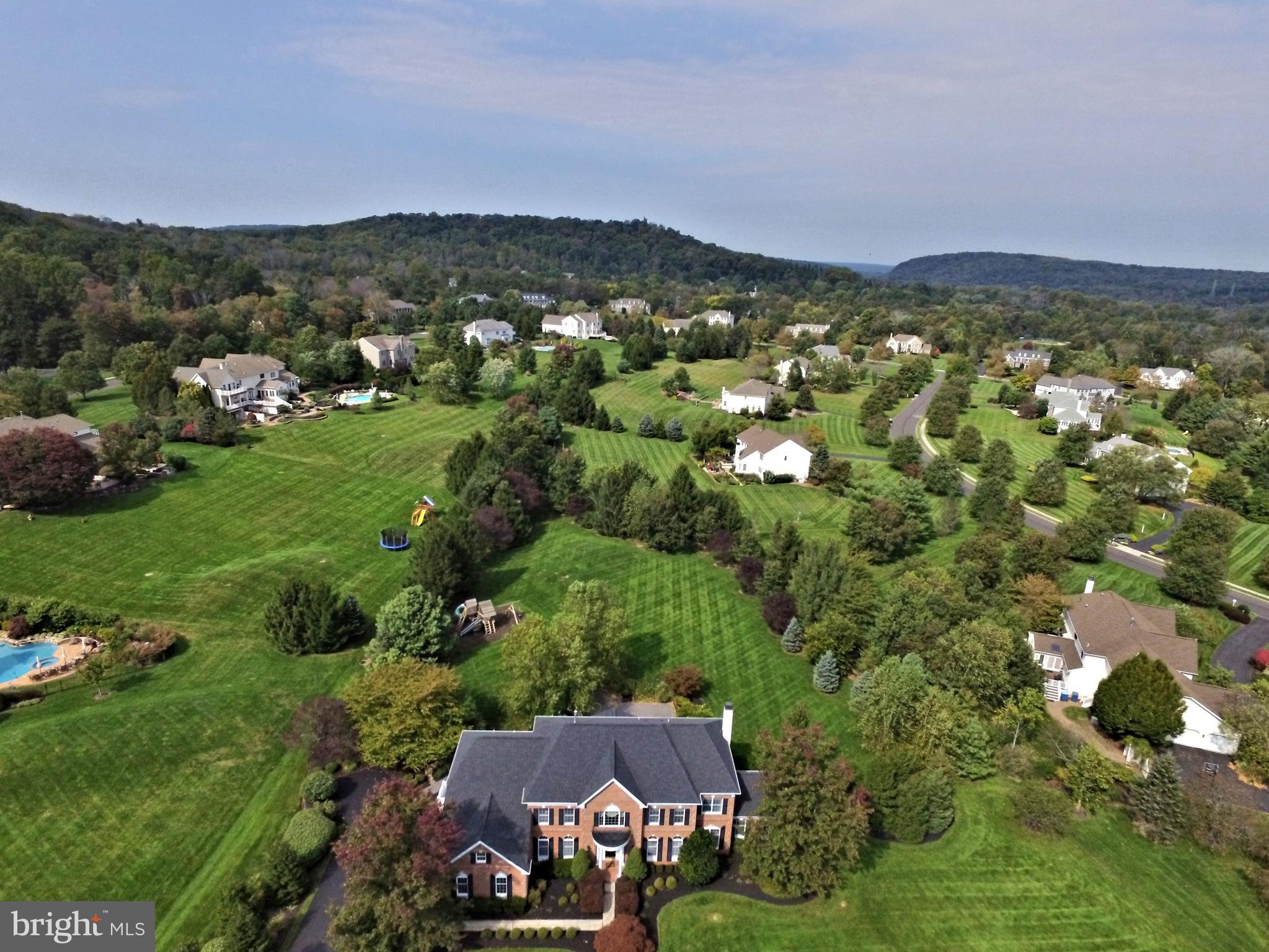 RIVER CROSSING - Residential