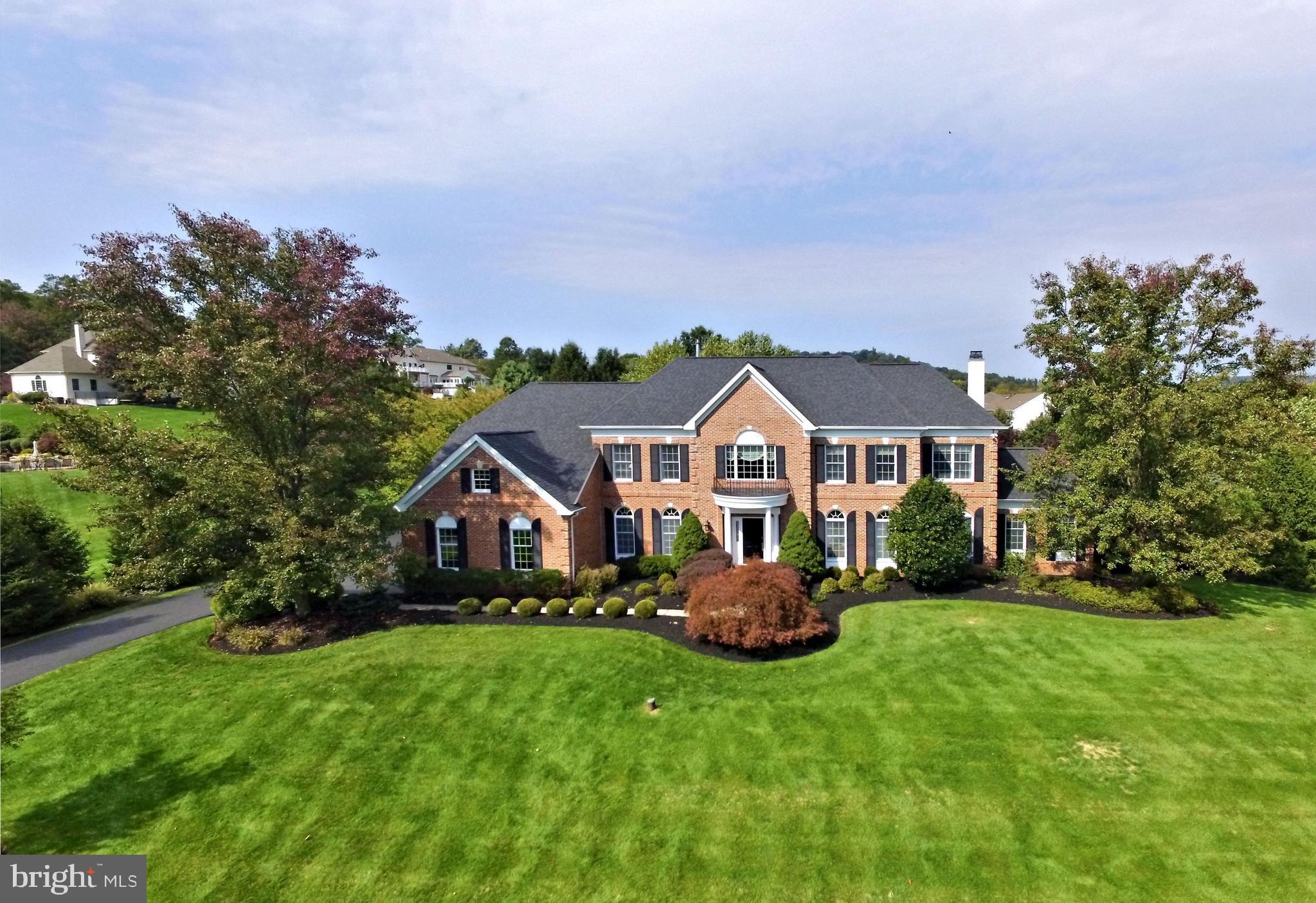 RIVER CROSSING - Residential