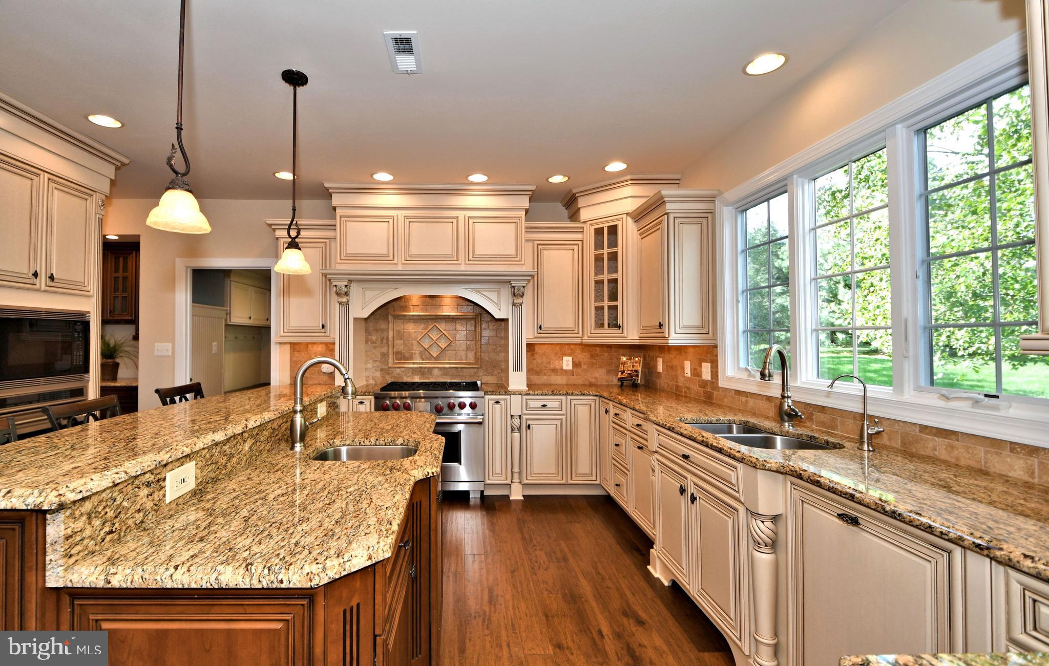 RIVER CROSSING - Residential