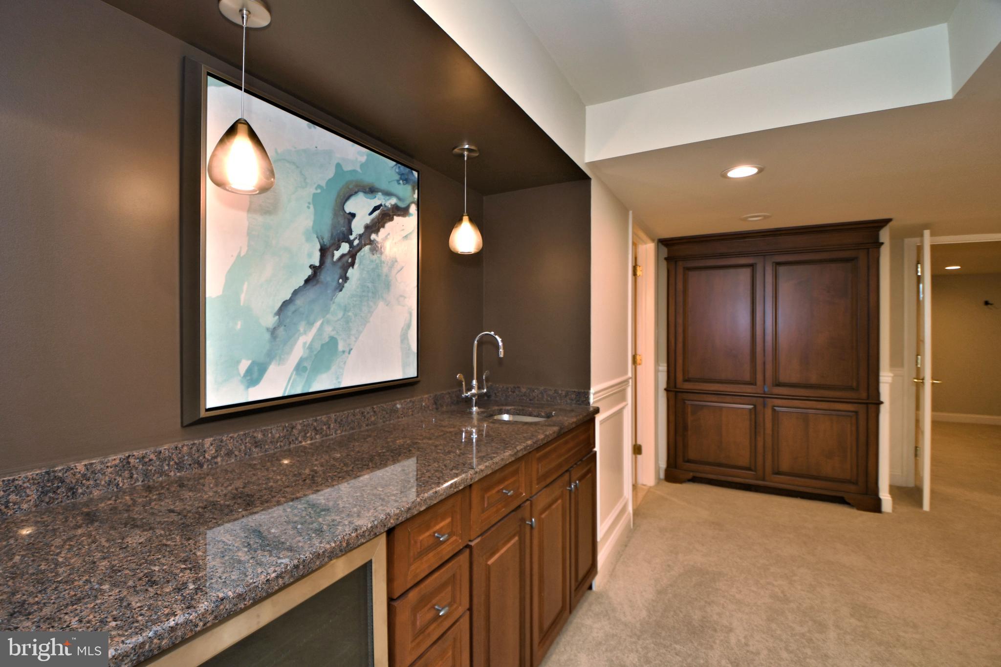 RIVER CROSSING - Residential