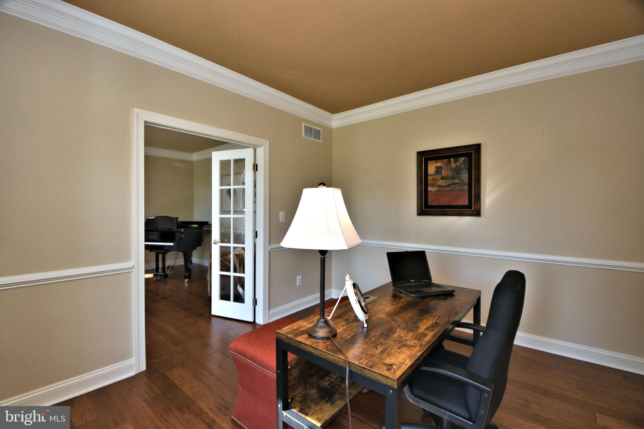 RIVER CROSSING - Residential