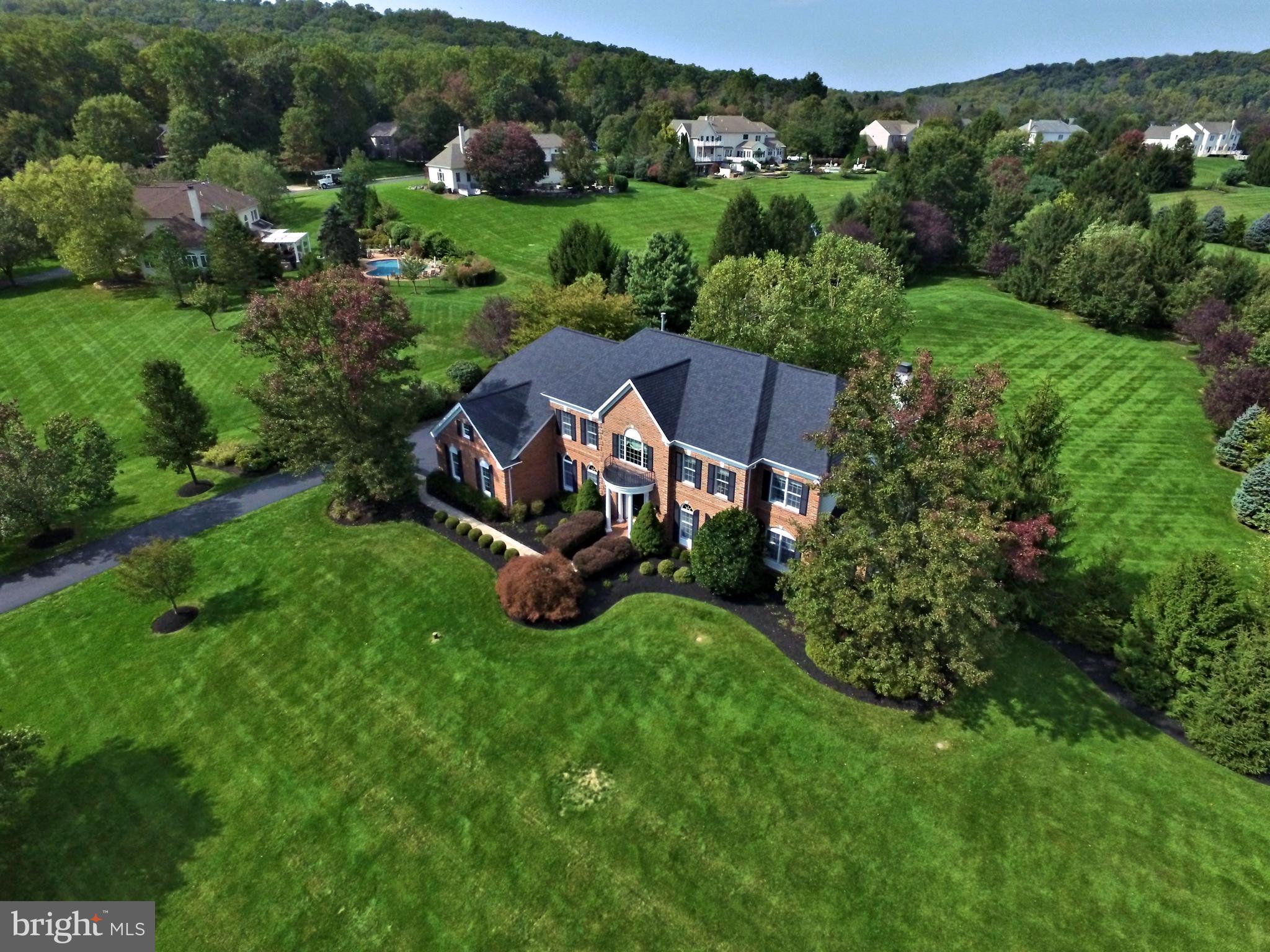 RIVER CROSSING - Residential