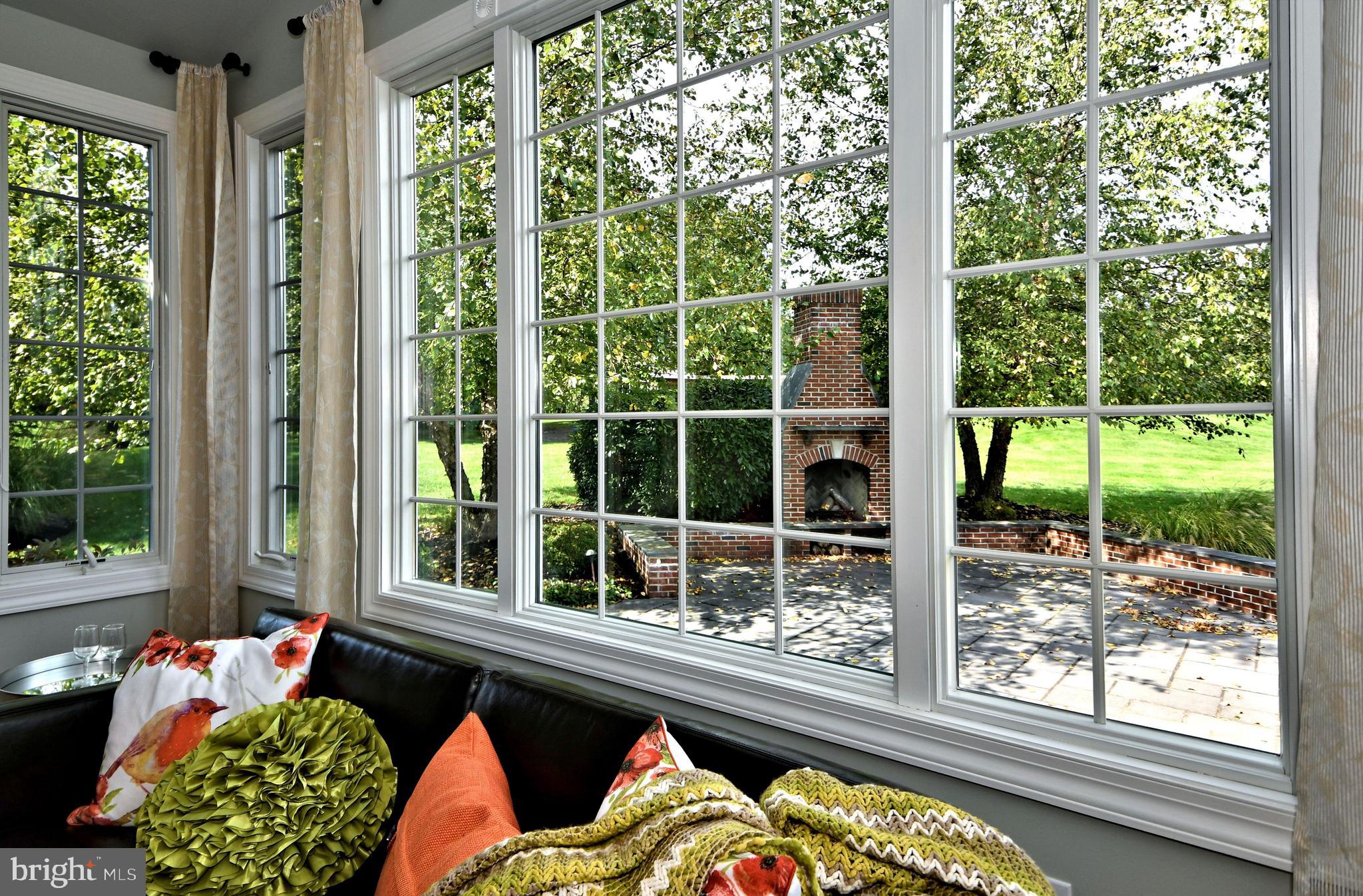 RIVER CROSSING - Residential