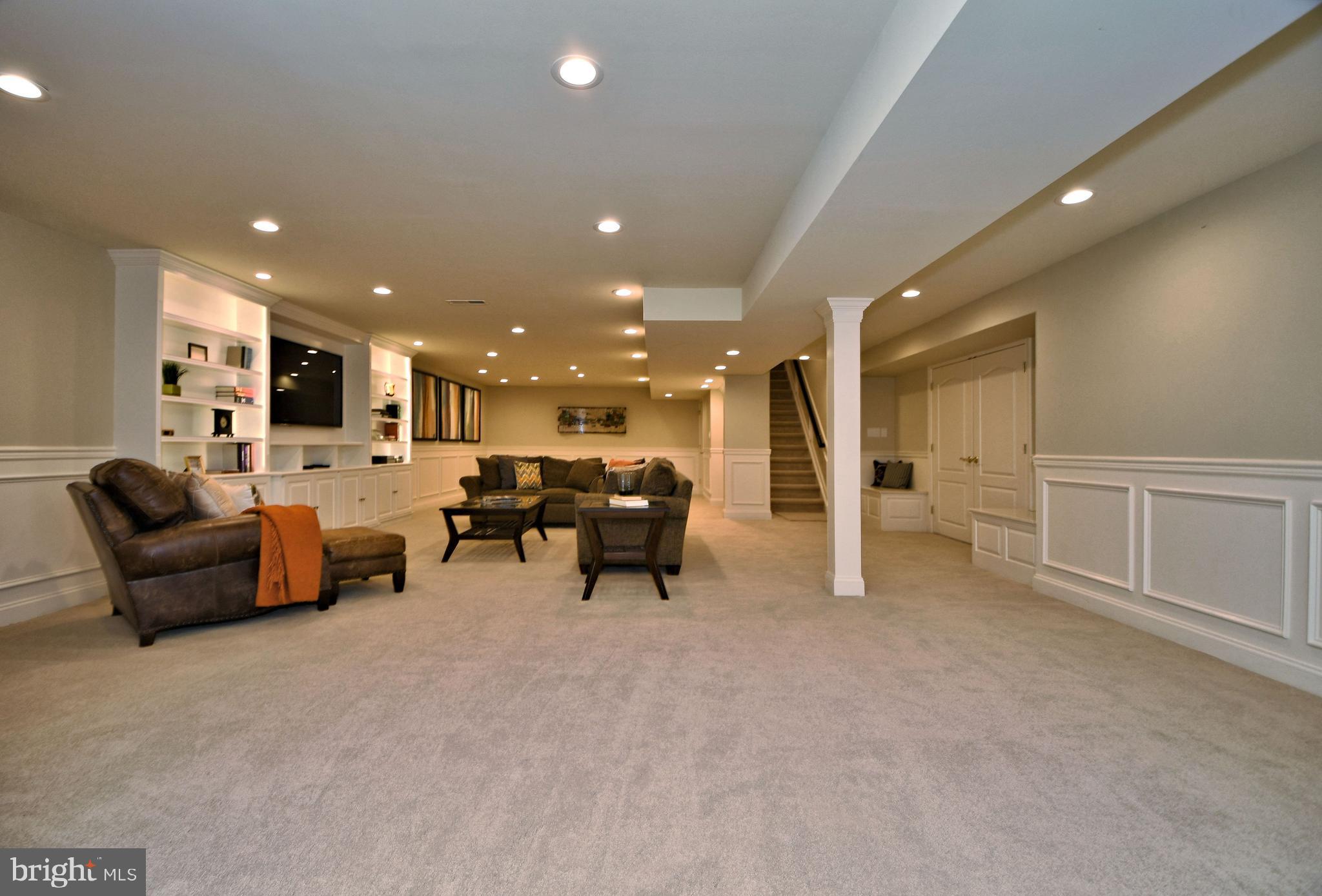 RIVER CROSSING - Residential