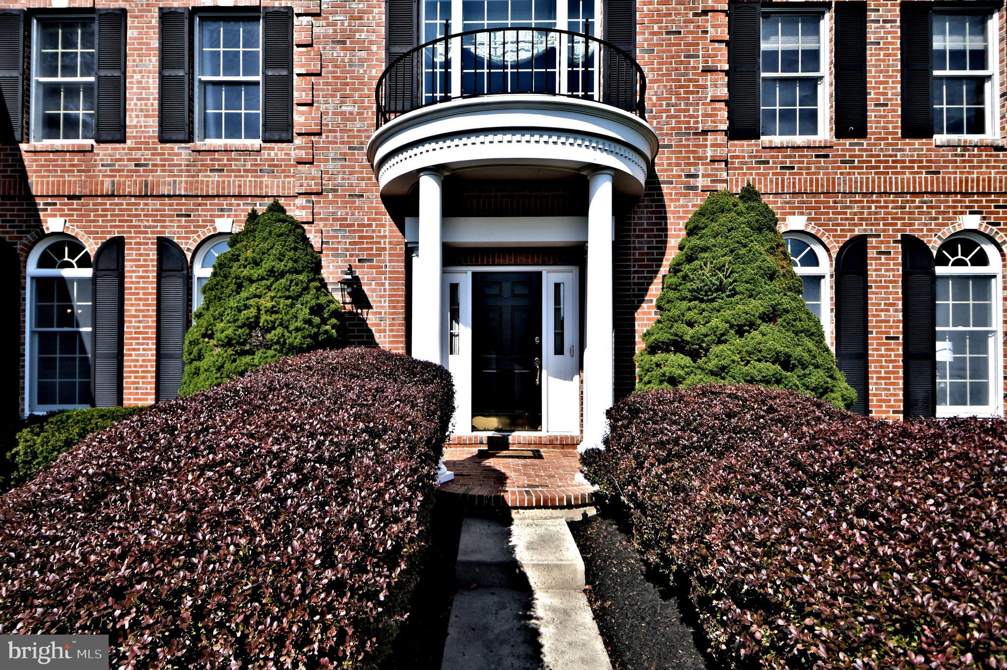RIVER CROSSING - Residential