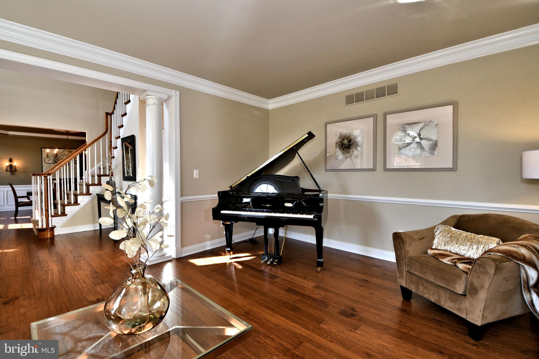 RIVER CROSSING - Residential