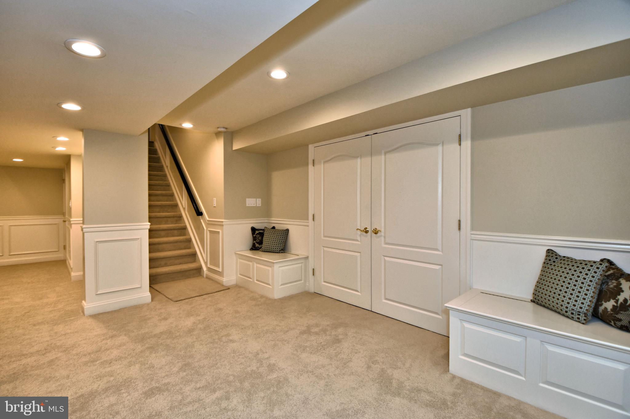 RIVER CROSSING - Residential