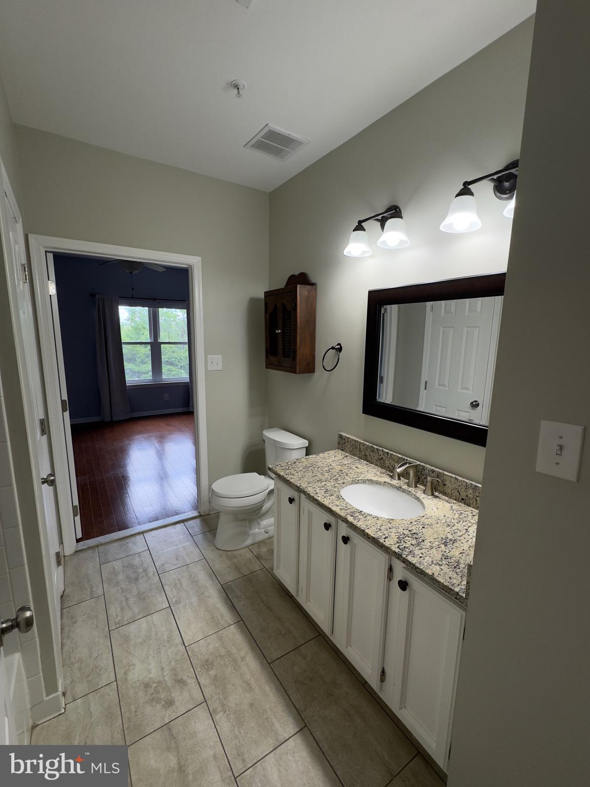 CHANCERY OF KINGSTOWNE - Residential Lease