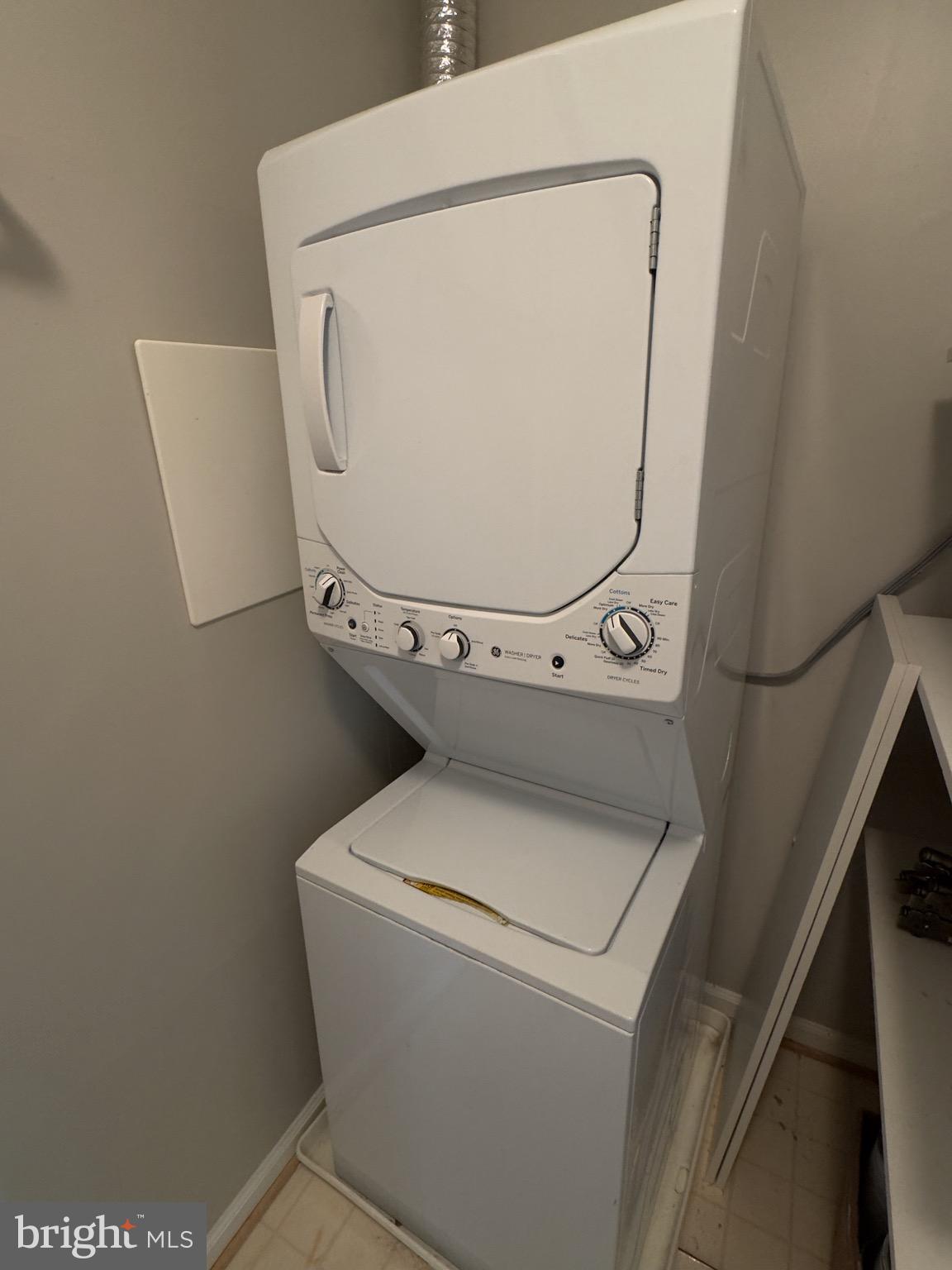 CHANCERY OF KINGSTOWNE - Residential Lease