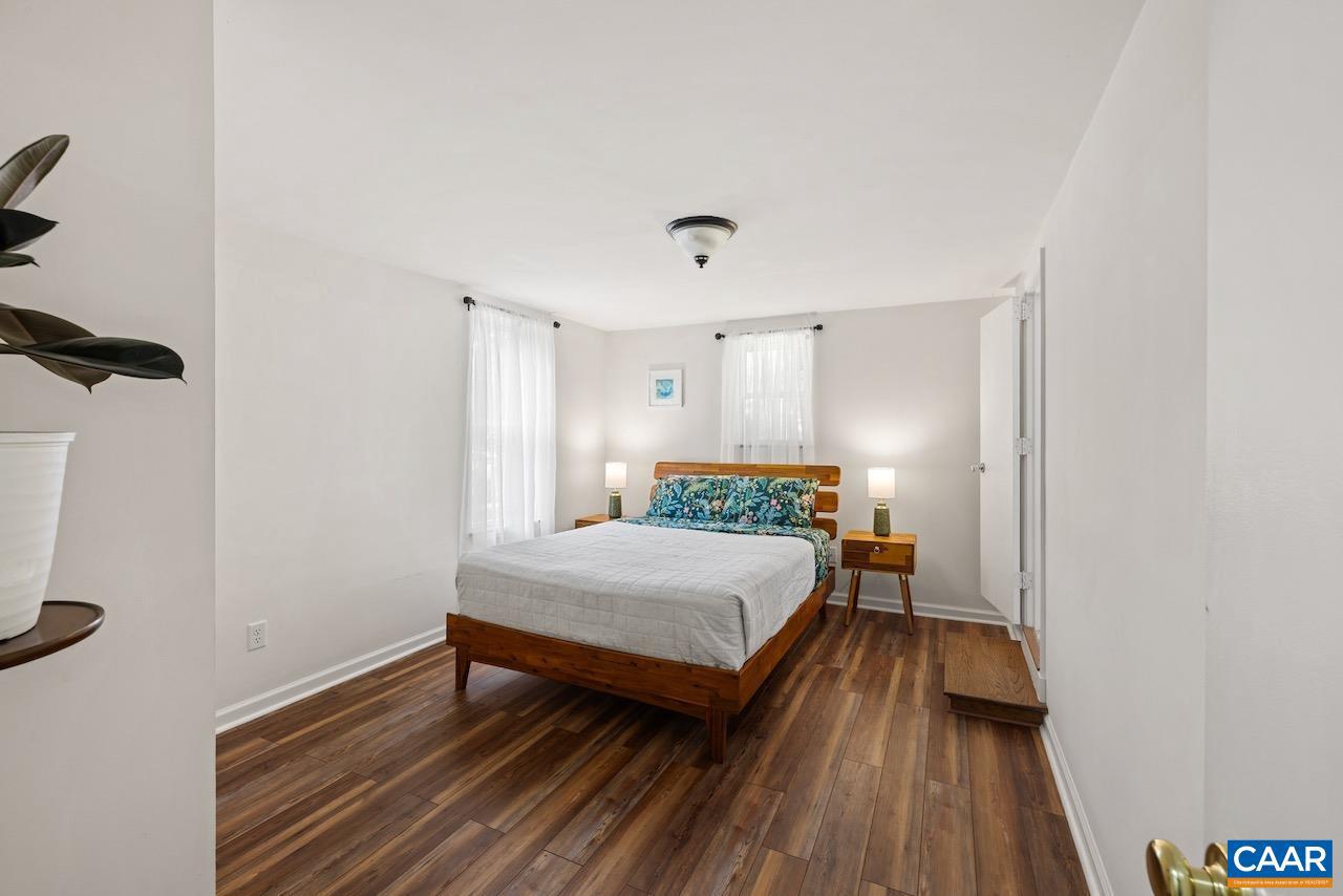 LOCUST GROVE - Residential